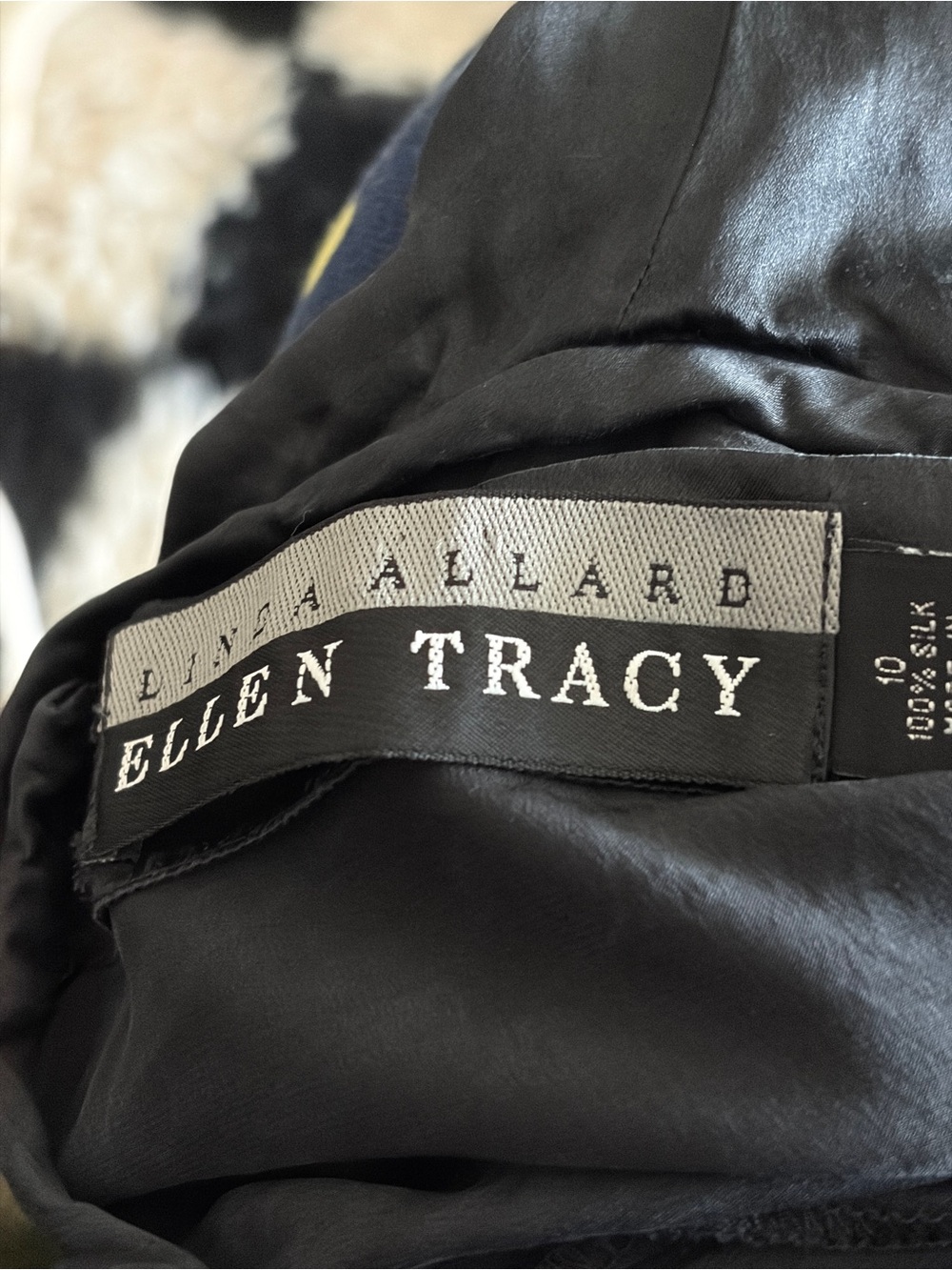 Ellen Tracy Linda Allard 100% Silk Black Blouse Size 10 Band Collar Button Up